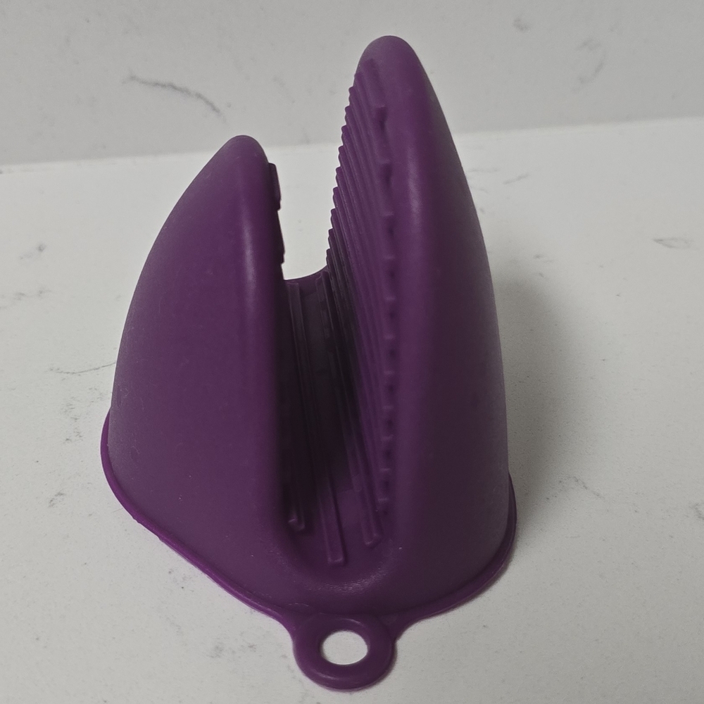 Silicone Heat-Resistant Mini Oven Mitt